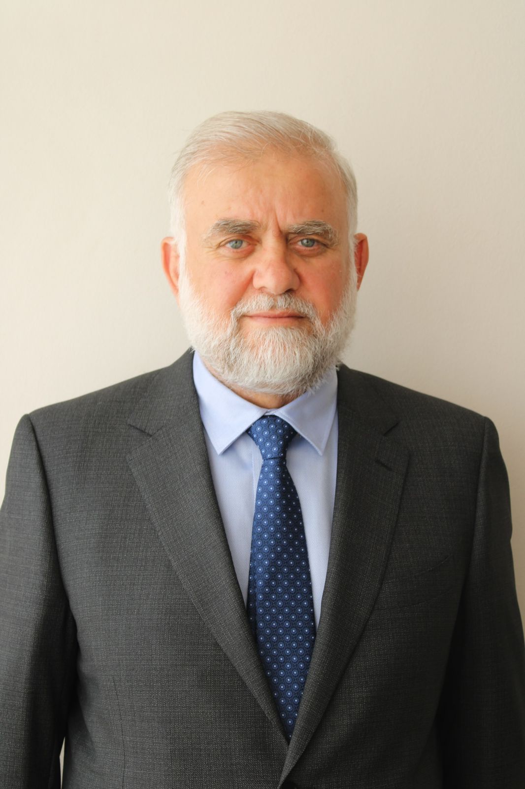 Aiman Abhari, Founder & CEO of ARKAZ Invest
